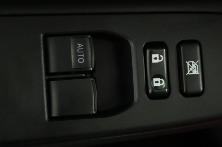 Toyota Yaris - 1.0 VVT-i Comfort 26