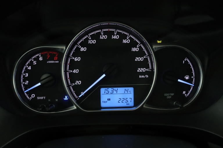 Toyota Yaris - 1.0 VVT-i Comfort 6