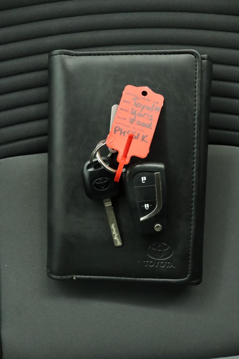 Toyota Yaris - 1.0 VVT-i Comfort 9