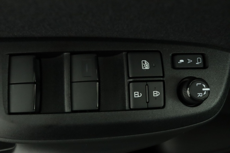 Toyota Yaris Cross - 1.5 Hybrid Explore 29