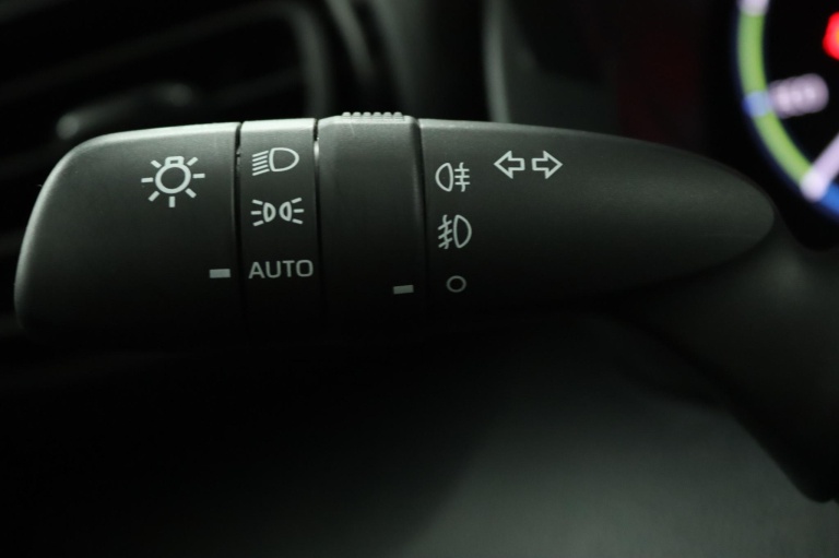 Toyota Yaris Cross - 1.5 Hybrid Explore 31