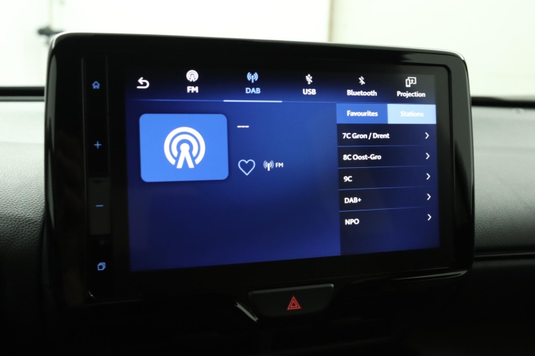 Toyota Yaris Cross - 1.5 Hybrid Explore 8