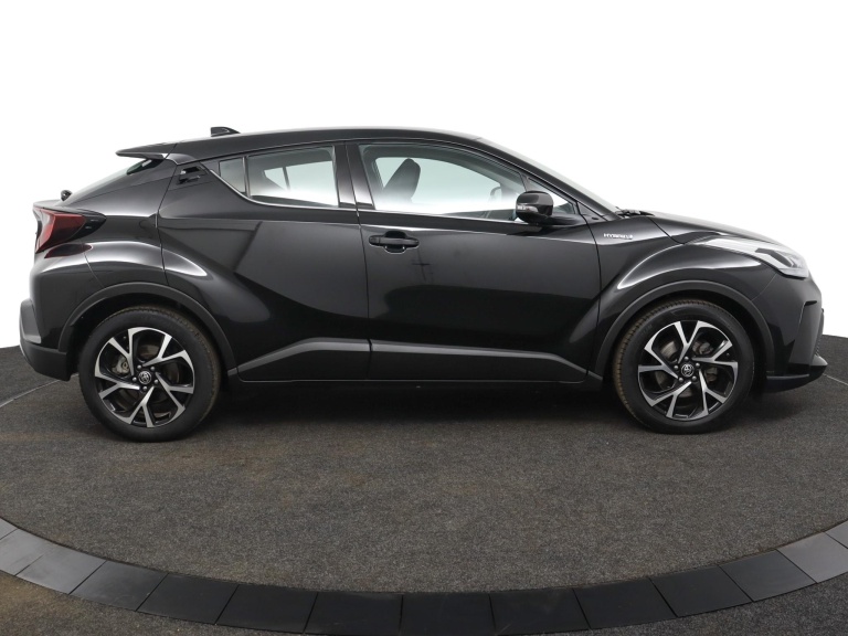 Toyota C-HR - 2.0 Hybrid Dynamic 13