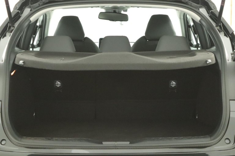 Toyota C-HR - 2.0 Hybrid Dynamic 23