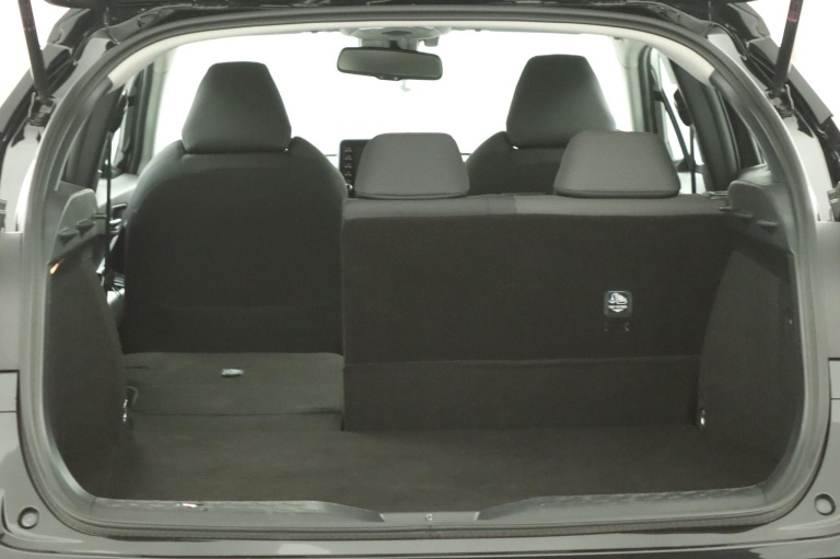 Toyota C-HR - 2.0 Hybrid Dynamic 25