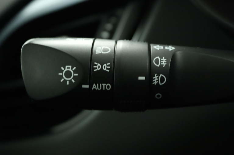 Toyota C-HR - 2.0 Hybrid Dynamic 31