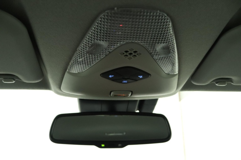 Toyota C-HR - 2.0 Hybrid Dynamic 33