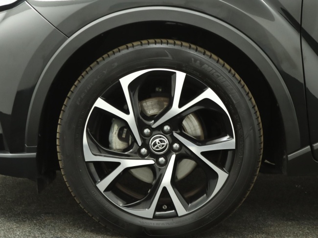 Toyota C-HR - 2.0 Hybrid Dynamic