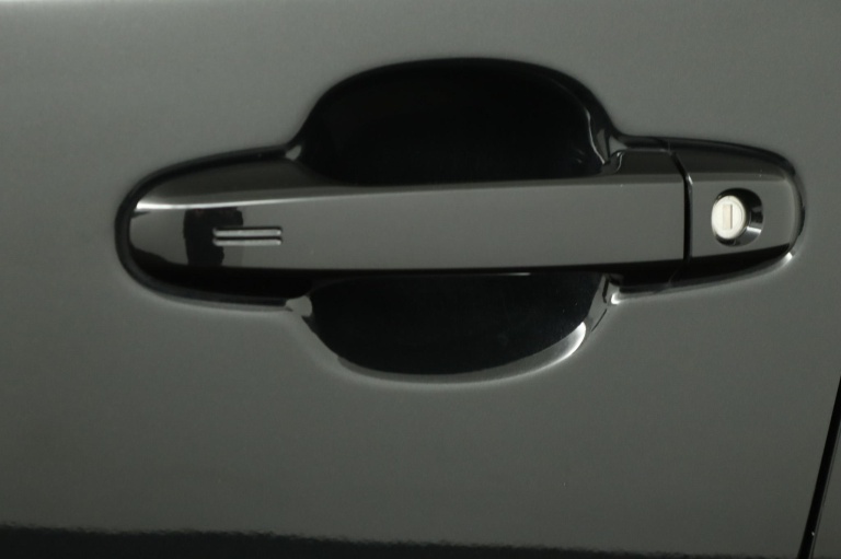 Toyota C-HR - 2.0 Hybrid Dynamic 38