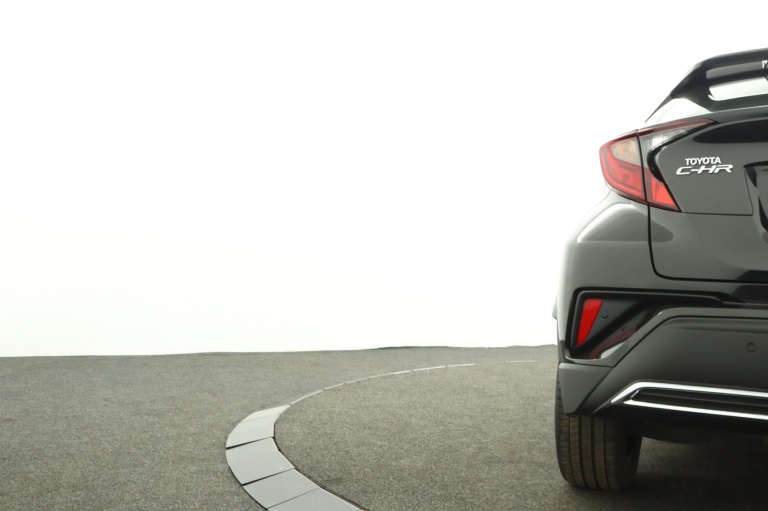 Toyota C-HR - 2.0 Hybrid Dynamic 39