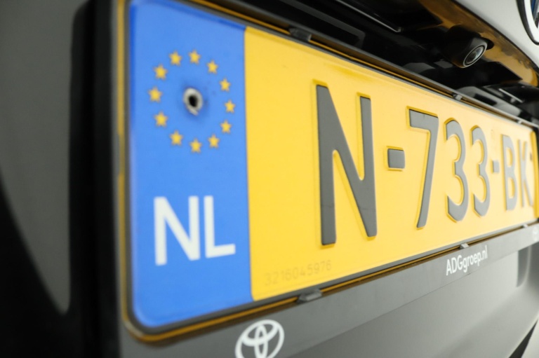 Toyota C-HR - 2.0 Hybrid Dynamic 40