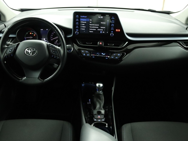 Toyota C-HR - 2.0 Hybrid Dynamic