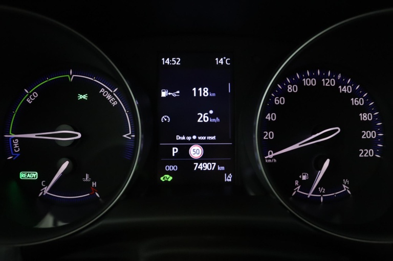 Toyota C-HR - 2.0 Hybrid Dynamic 6