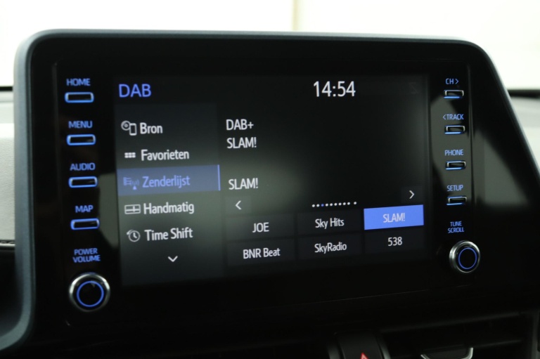 Toyota C-HR - 2.0 Hybrid Dynamic 8