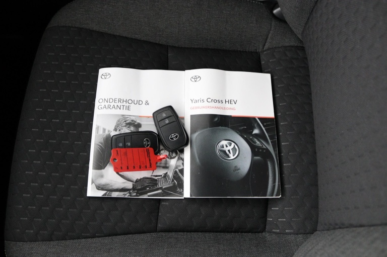 Toyota Yaris Cross - 1.5 Hybrid 115 First Edition 11