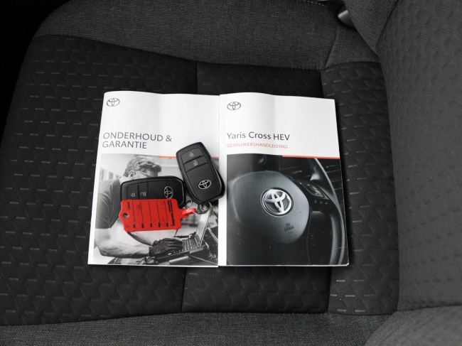 Toyota Yaris Cross - 1.5 Hybrid 115 First Edition