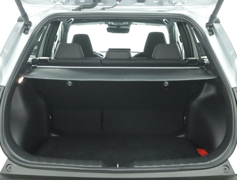 Toyota Corolla Cross - Hybrid 140 Style 23