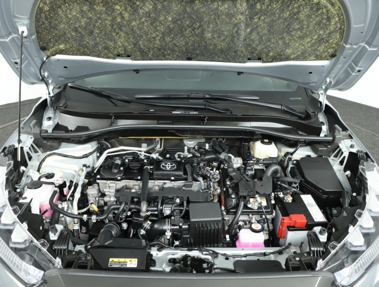 Toyota Corolla Cross - Hybrid 140 Style 36