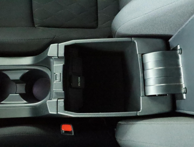 Toyota Corolla Cross - Hybrid 140 Style 64