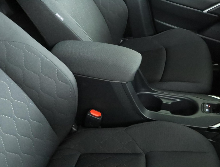 Toyota Corolla Cross - Hybrid 140 Style 68