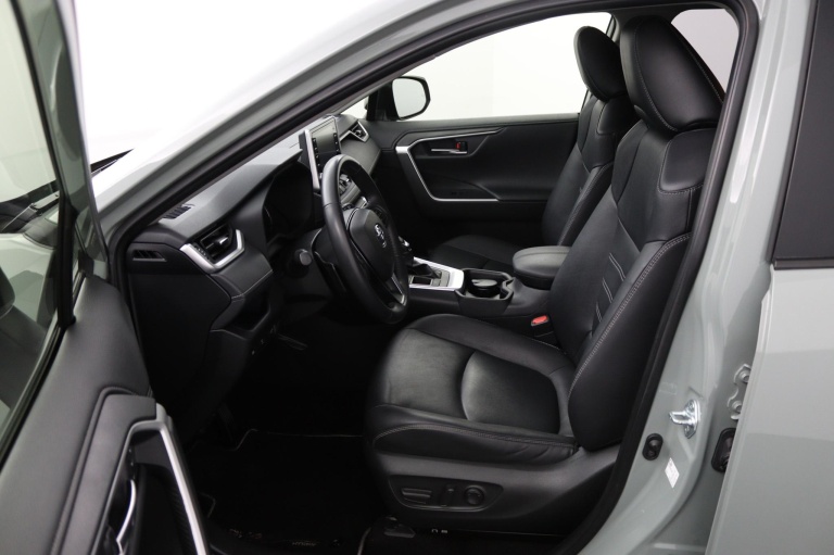 Toyota RAV4 - 2.5 Hybrid Executive 17