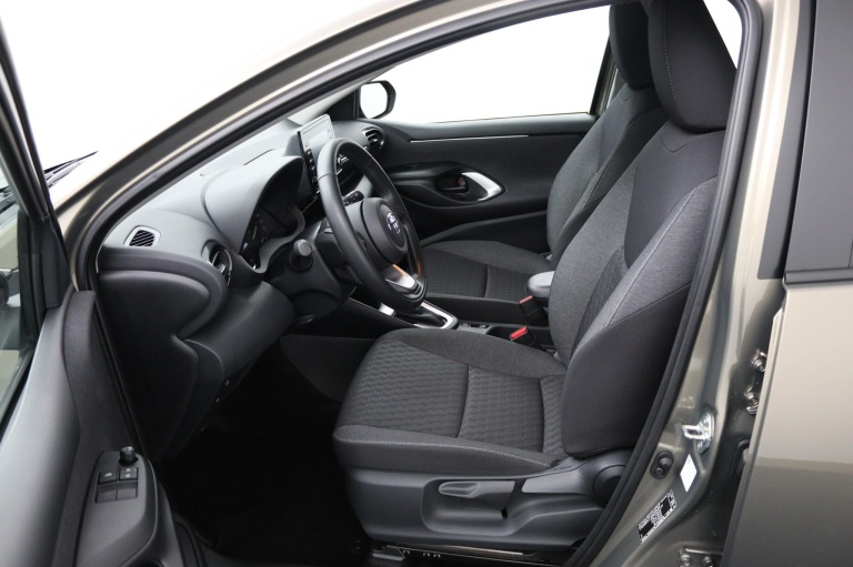 Toyota Yaris - 1.5 Hybrid 17