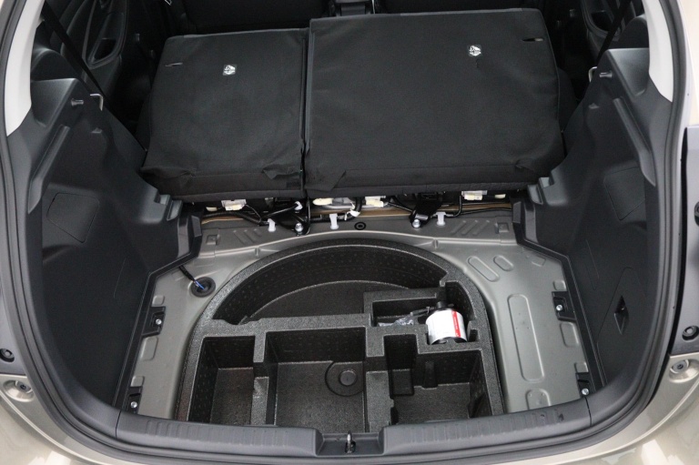 Toyota Yaris - 1.5 Hybrid 33