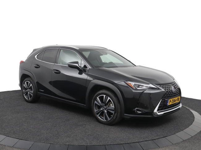 Lexus UX - 250h Preference Line