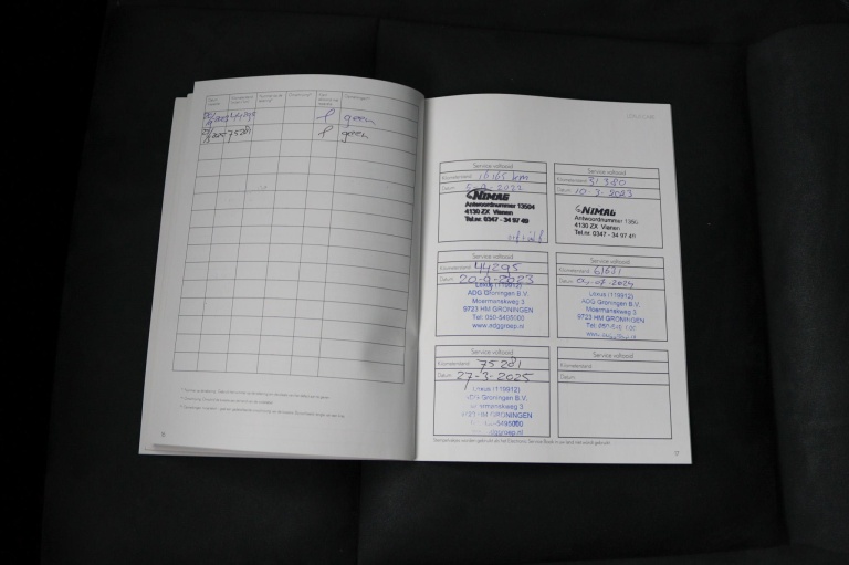 Lexus UX - 250h Preference Line 48