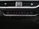 Lexus UX - 250h Preference Line