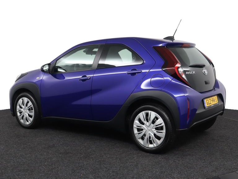 Toyota Aygo X - 1.0 VVT-i MT Play 11