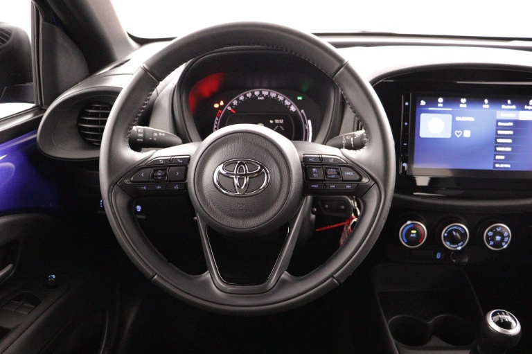 Toyota Aygo X - 1.0 VVT-i MT Play 18