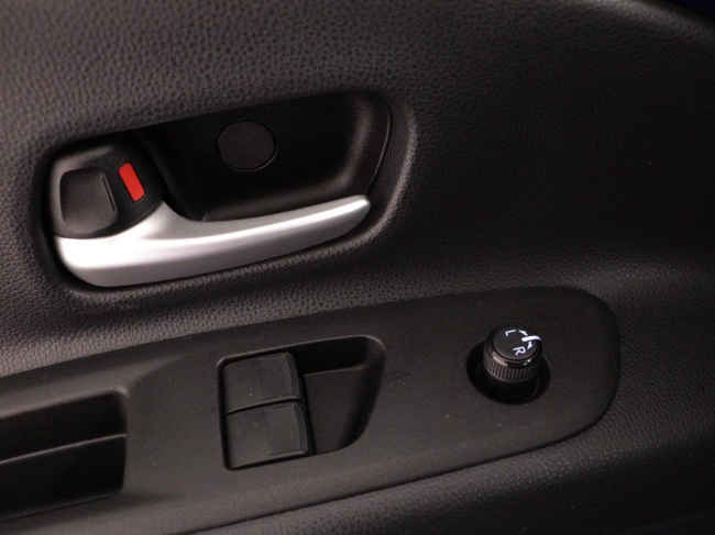 Toyota Aygo X - 1.0 VVT-i MT Play