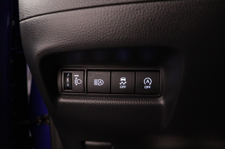 Toyota Aygo X - 1.0 VVT-i MT Play 27