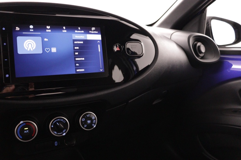 Toyota Aygo X - 1.0 VVT-i MT Play 7