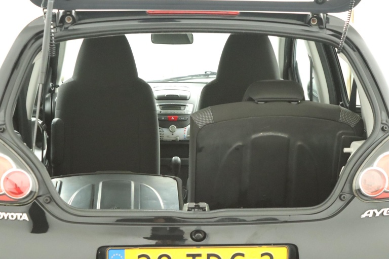 Toyota Aygo - 1.0-12V Comfort Navigator 24