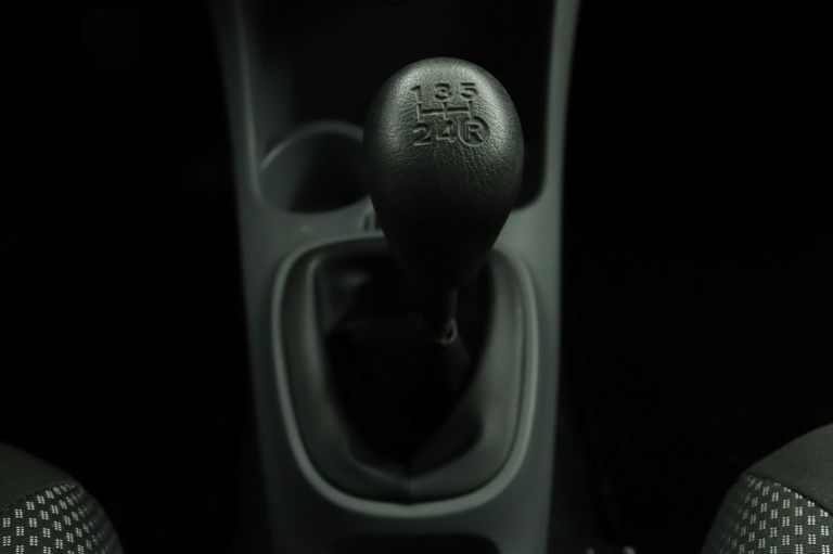 Toyota Aygo - 1.0-12V Comfort Navigator 26