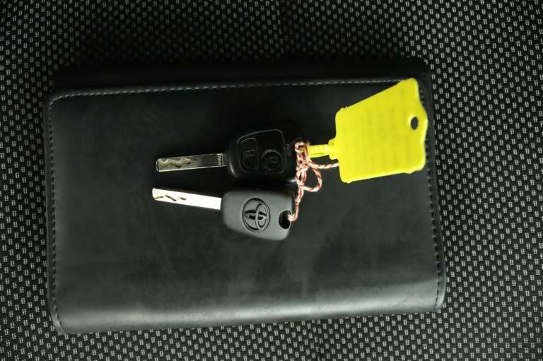Toyota Aygo - 1.0-12V Comfort Navigator 9