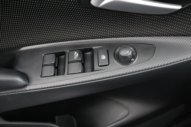 Mazda 2 - 1.5 Skyactiv-G Sportive 28