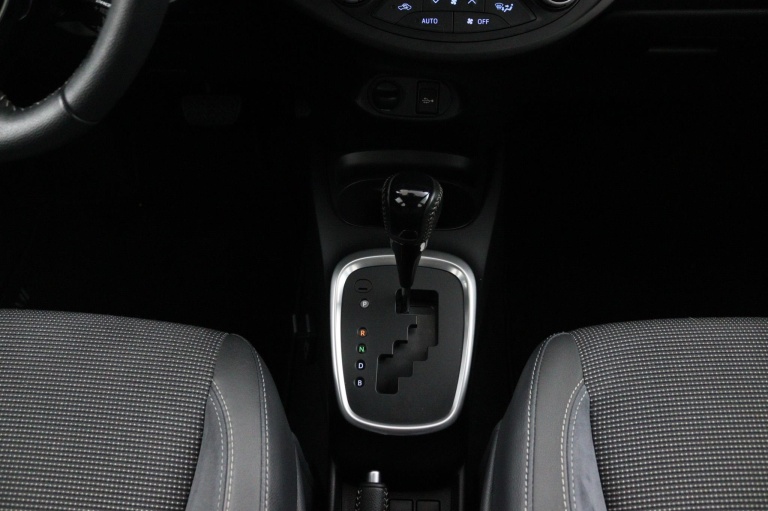 Toyota Yaris - 1.5 Hybrid Executive 25