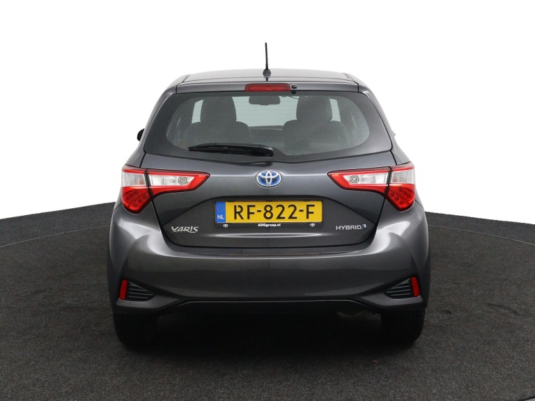 Toyota Yaris - 1.5 Hybrid Executive 8