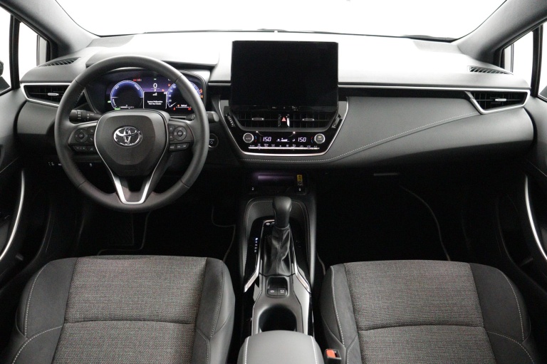 Toyota Corolla - Hybrid 140 Dynamic 11