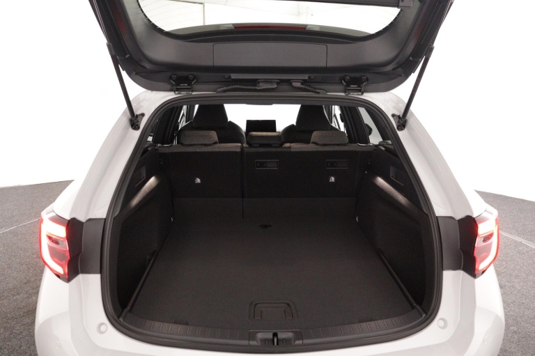 Toyota Corolla - Hybrid 140 Dynamic 25