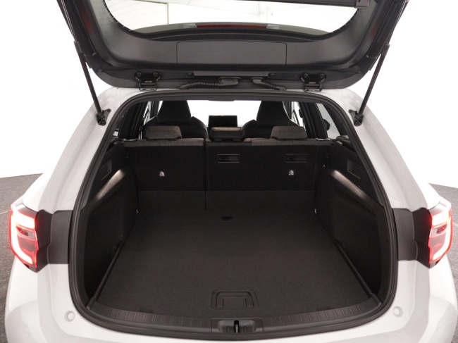 Toyota Corolla - Hybrid 140 Dynamic