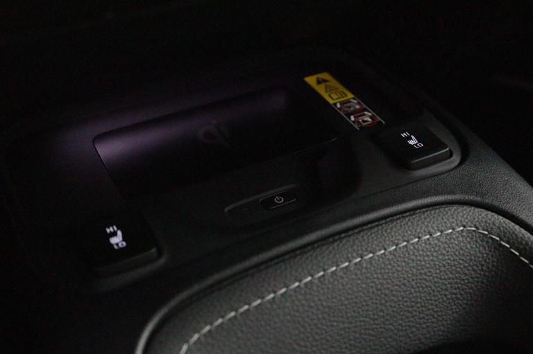 Toyota Corolla - Hybrid 140 Dynamic 39