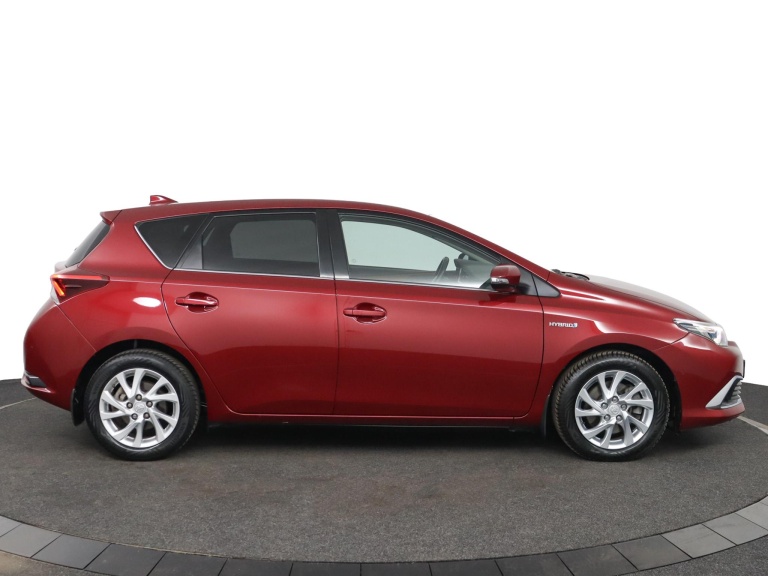 Toyota Auris - 1.8 Hybrid Executive 13