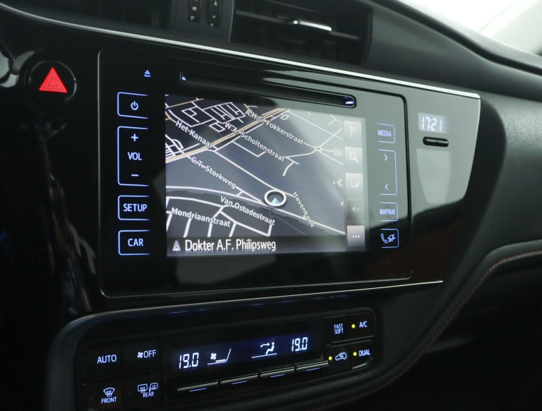 Toyota Auris - 1.8 Hybrid Executive 28