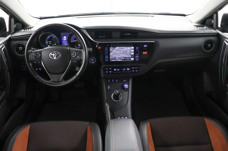 Toyota Auris - 1.8 Hybrid Executive 4