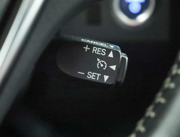 Toyota Auris - 1.8 Hybrid Executive 49