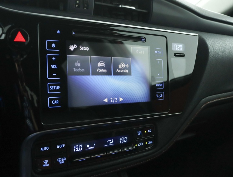 Toyota Auris - 1.8 Hybrid Executive 52